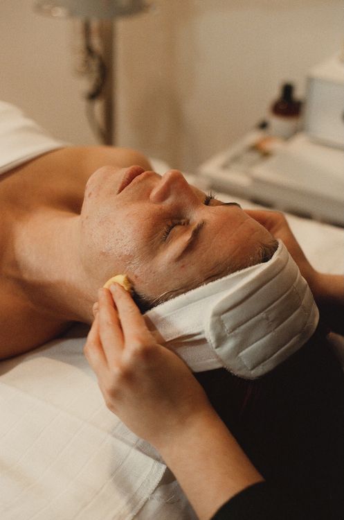 Honey Sugaring and Facials business image in Missoula, Montana